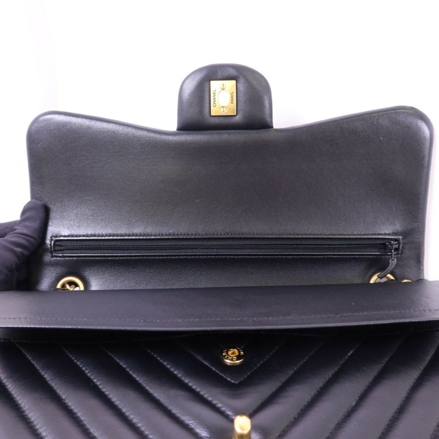 CHANEL 羊皮皮革Classic Jumbo金扣鏈帶手挽肩背兩用袋-15