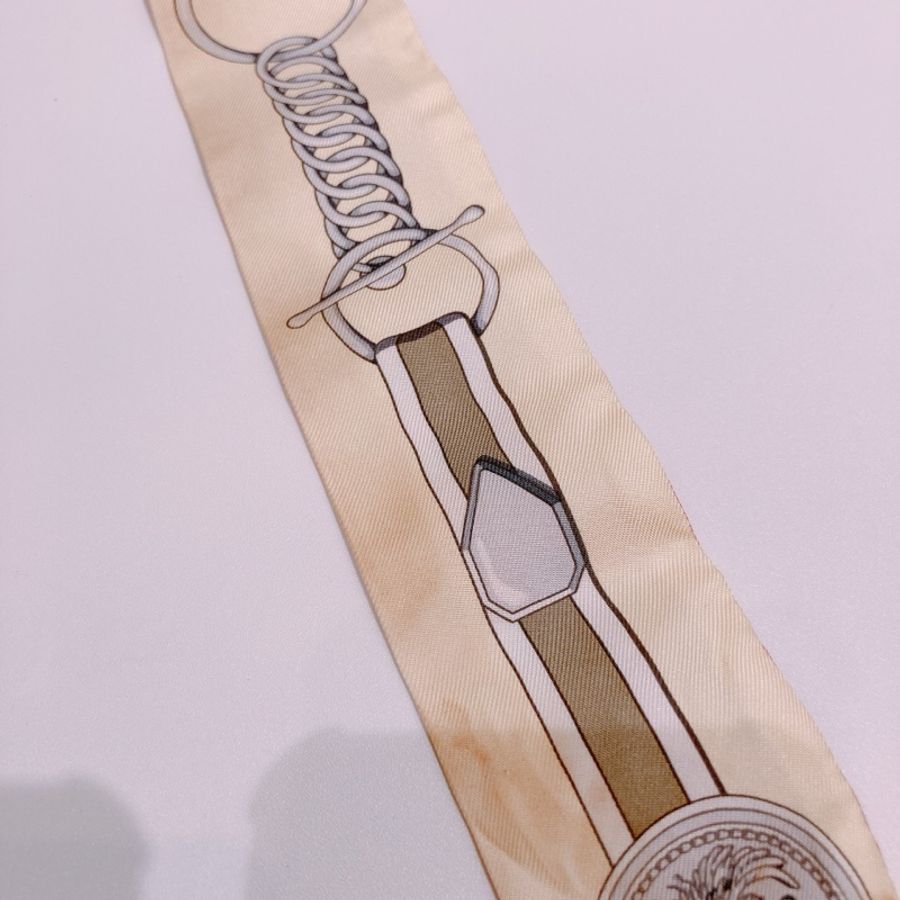 TW4645 HERMES 愛馬仕雙面圖案小絲巾SILK GRAND TRALALA TWILLY-15