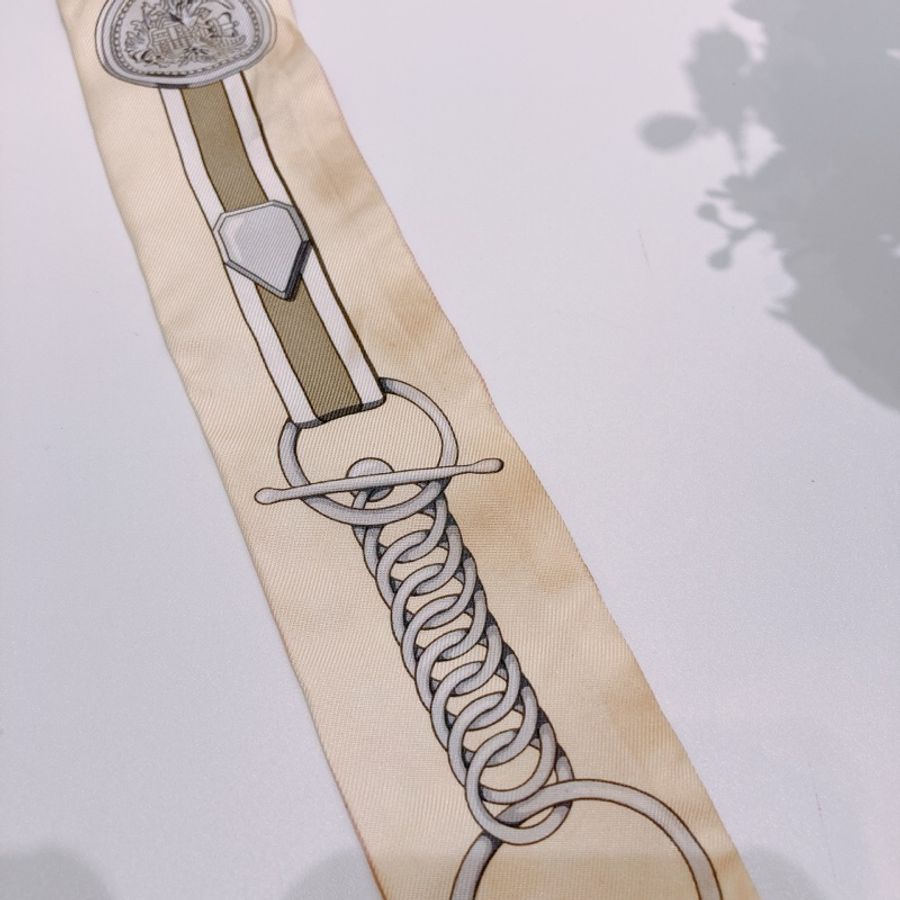 TW4645 HERMES 愛馬仕雙面圖案小絲巾SILK GRAND TRALALA TWILLY-16