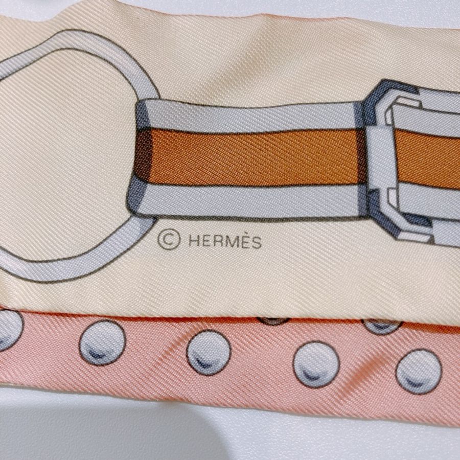 TW4646 HERMES 愛馬仕雙面圖案小絲巾SILK GRAND TRALALA TWILLY-4
