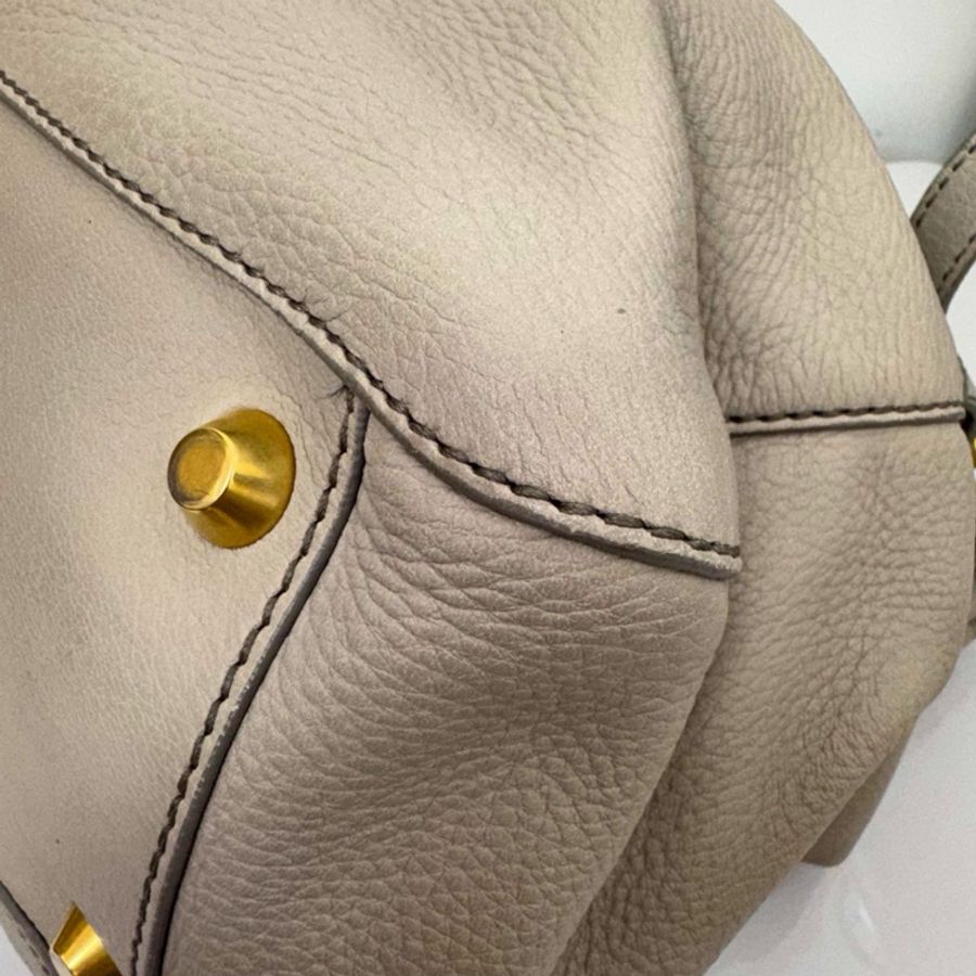 Miu Miu • 大象灰全皮托特包 Tote-7