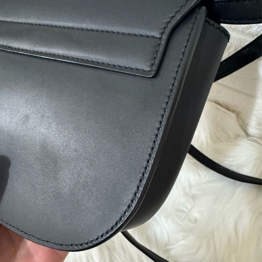 YSL Saint Laurent KAIA 小款滑面牛皮馬鞍-9