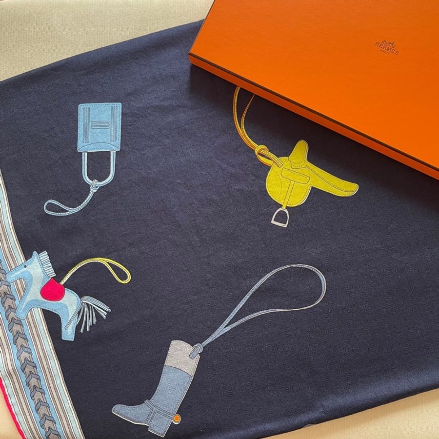 全新 清貨🧡 Hermes cashmere 頸巾 羊绒 圍巾 🐴 Et Gris Gris rectangle-4