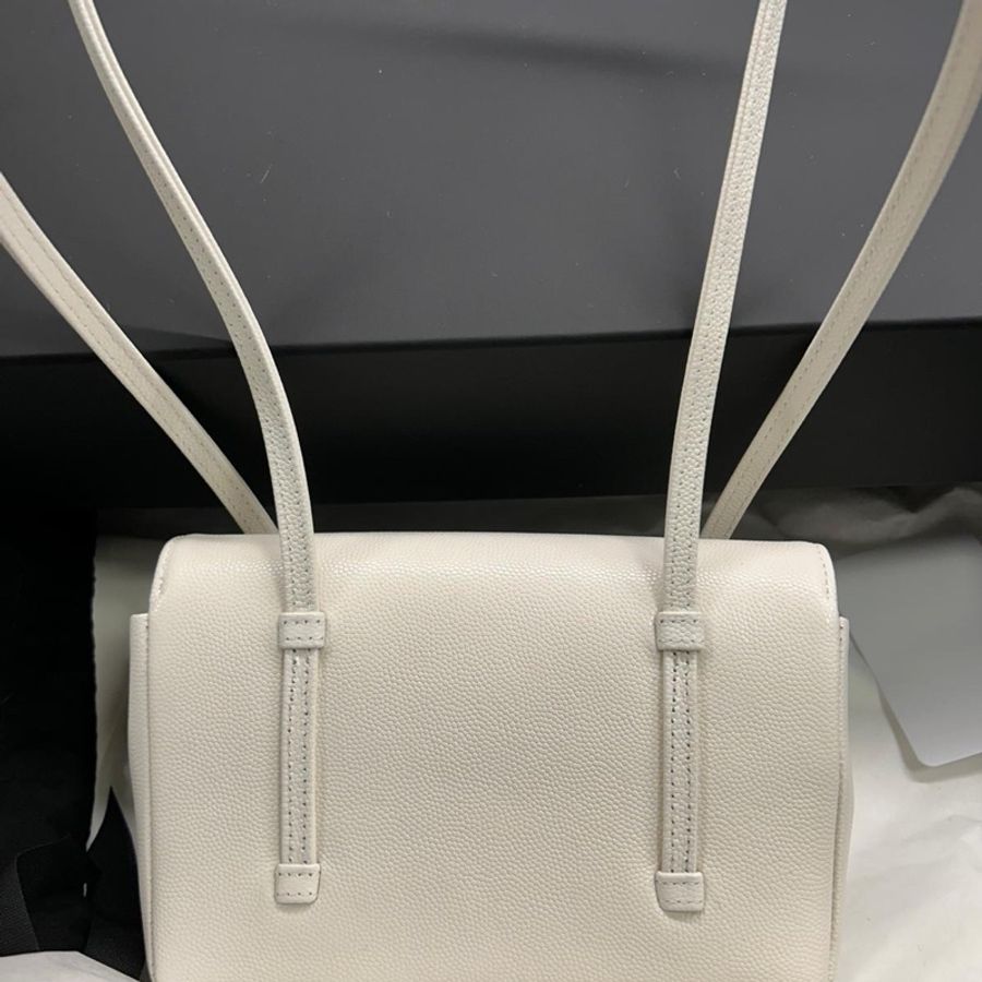 Chanel 26P mini Preppy Coco 白色牛皮 Jennie同款-3