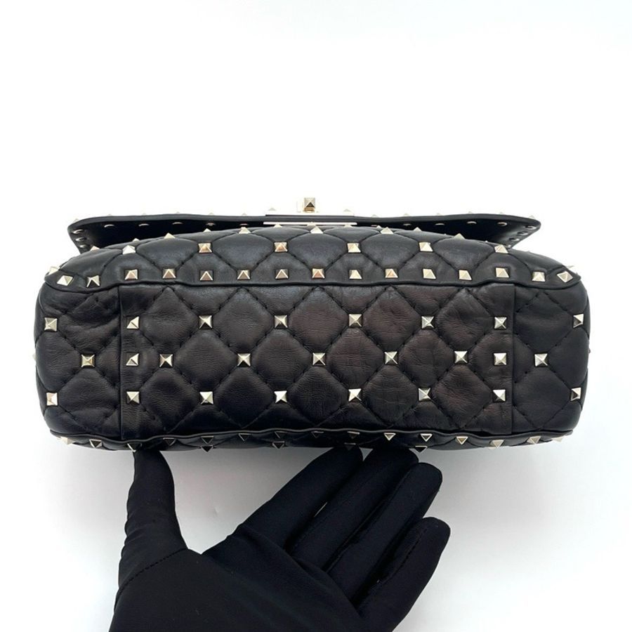 VALENTINO 黑色鉚釘肩背斜背包23*15*7 98新配件塵袋-4