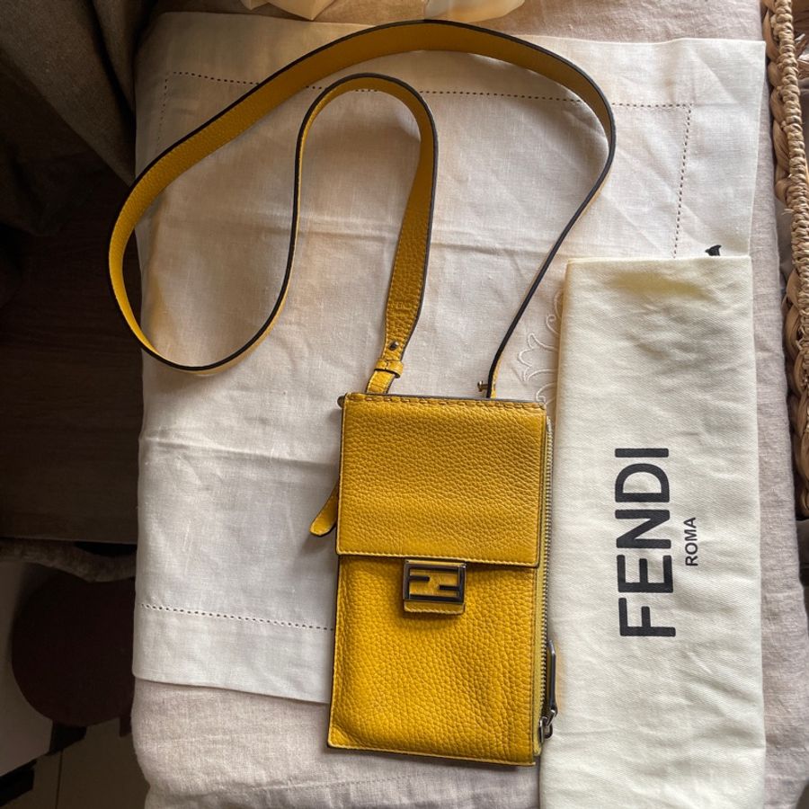 é»è²çŒè²¡ðFendi ææ©å
/æèå
/ è©èå
/å¡å
/é¢å
/è
°å
/WOCðæ£åðæ³äžé¯ðç·å¥³çå¯ðé»è²æè²¡-9