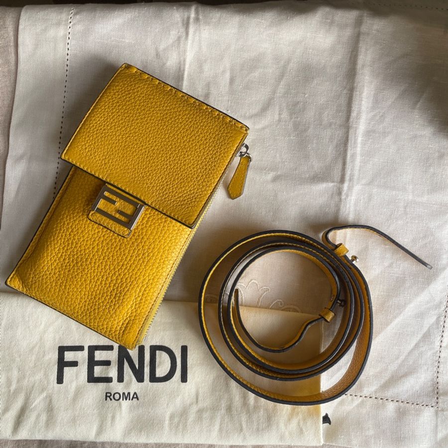 é»è²çŒè²¡ðFendi ææ©å
/æèå
/ è©èå
/å¡å
/é¢å
/è
°å
/WOCðæ£åðæ³äžé¯ðç·å¥³çå¯ðé»è²æè²¡-31