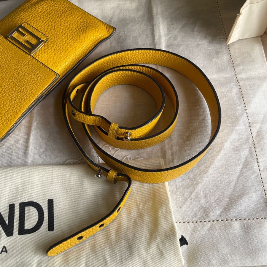 é»è²çŒè²¡ðFendi ææ©å
/æèå
/ è©èå
/å¡å
/é¢å
/è
°å
/WOCðæ£åðæ³äžé¯ðç·å¥³çå¯ðé»è²æè²¡-51