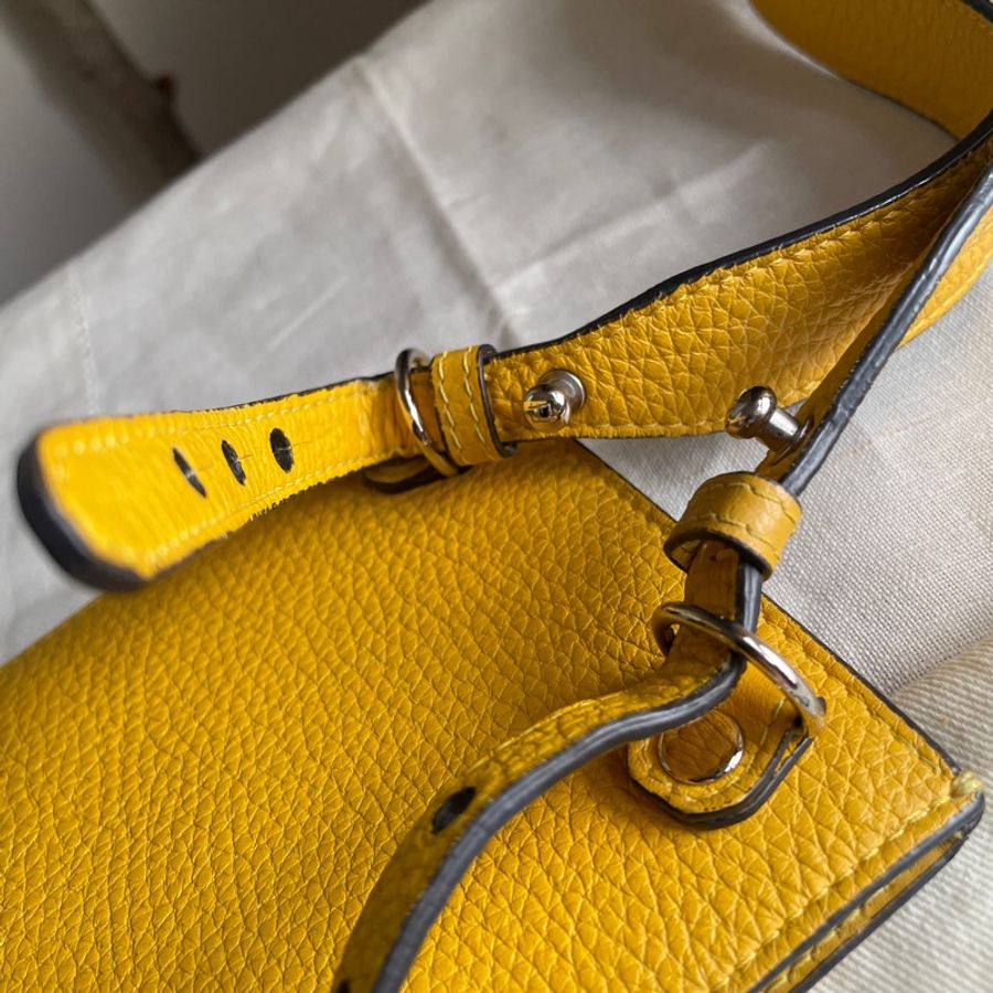 é»è²çŒè²¡ðFendi ææ©å
/æèå
/ è©èå
/å¡å
/é¢å
/è
°å
/WOCðæ£åðæ³äžé¯ðç·å¥³çå¯ðé»è²æè²¡-54
