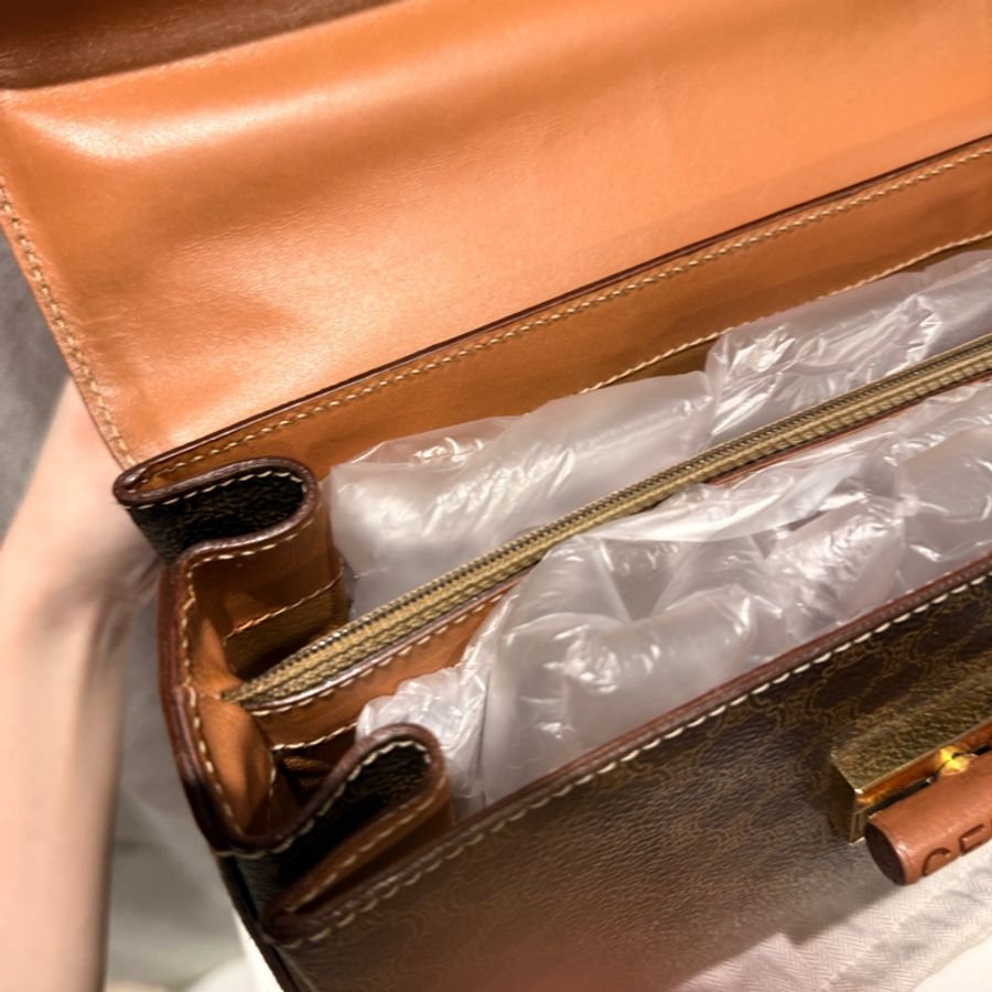 Celine vintage 老花旋轉扣吊墜Kelly-7