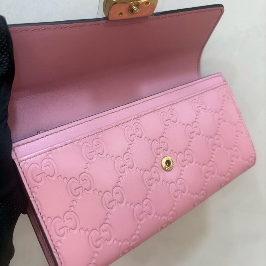 Gucci 粉色壓紋牛皮扣式長夾 全新-5