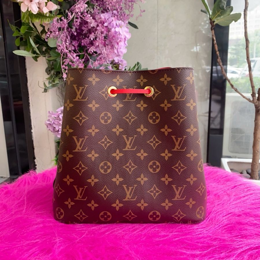 98新LV/路易威登老花紅色水桶包,尺寸26x26x17.5,有肩帶,-3