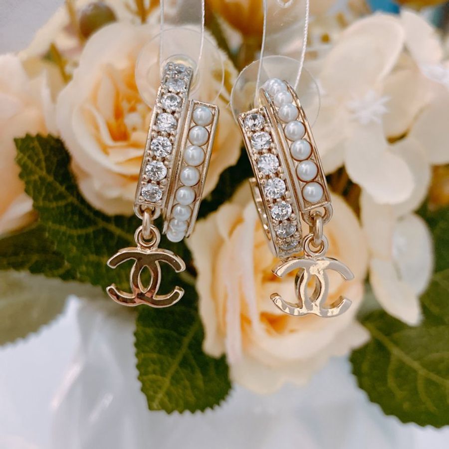 MS0489 Chanel 香奈兒 環形 耳環 水鑽 珍珠 金色 Crystal And Pearl CC Hoop Earrings Pearl x GHW-8