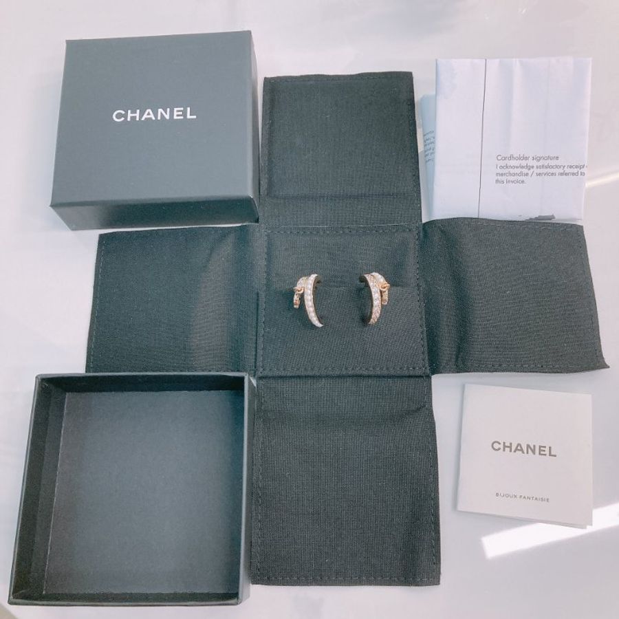 MS0489 Chanel 香奈兒 環形 耳環 水鑽 珍珠 金色 Crystal And Pearl CC Hoop Earrings Pearl x GHW-12