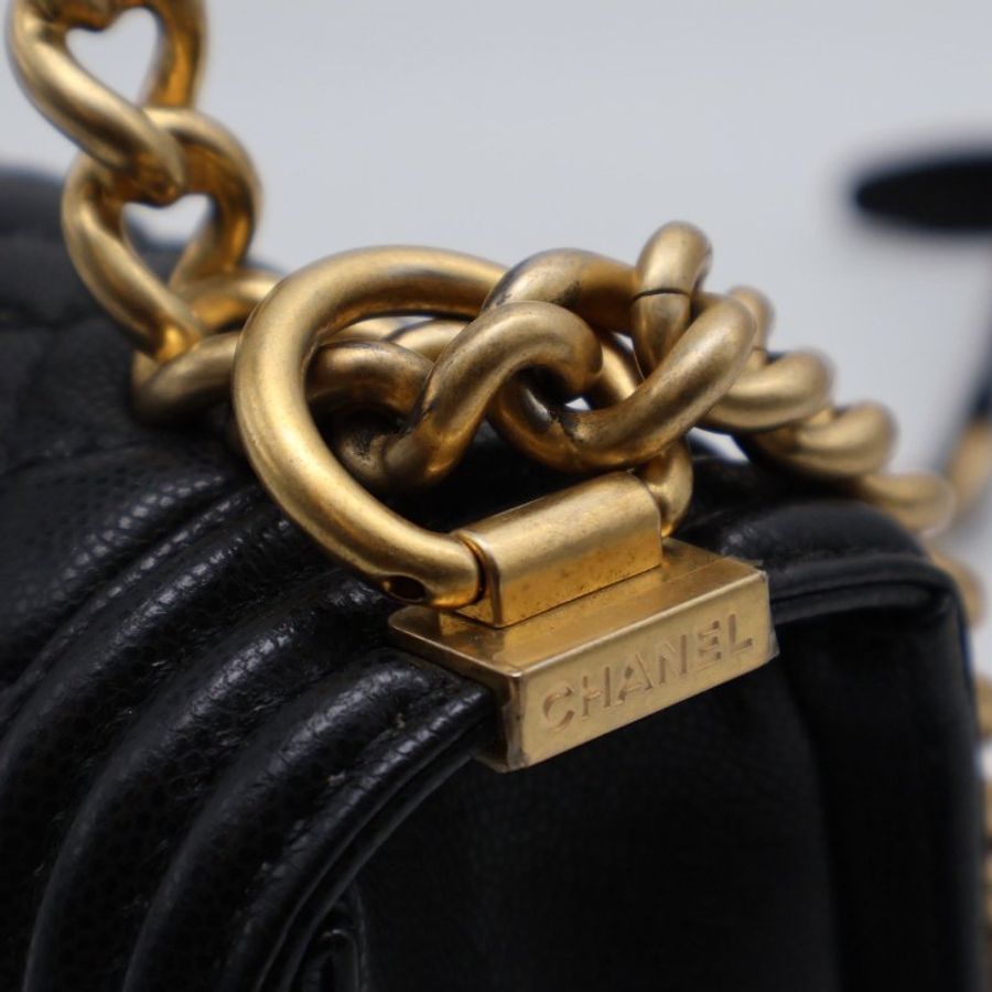 CHANEL 23B Handle boy 20 - 黑金-9