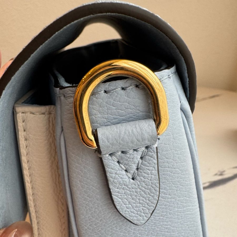 LV Lockme Tender寶寶藍/白皮革雙層兩用包-12