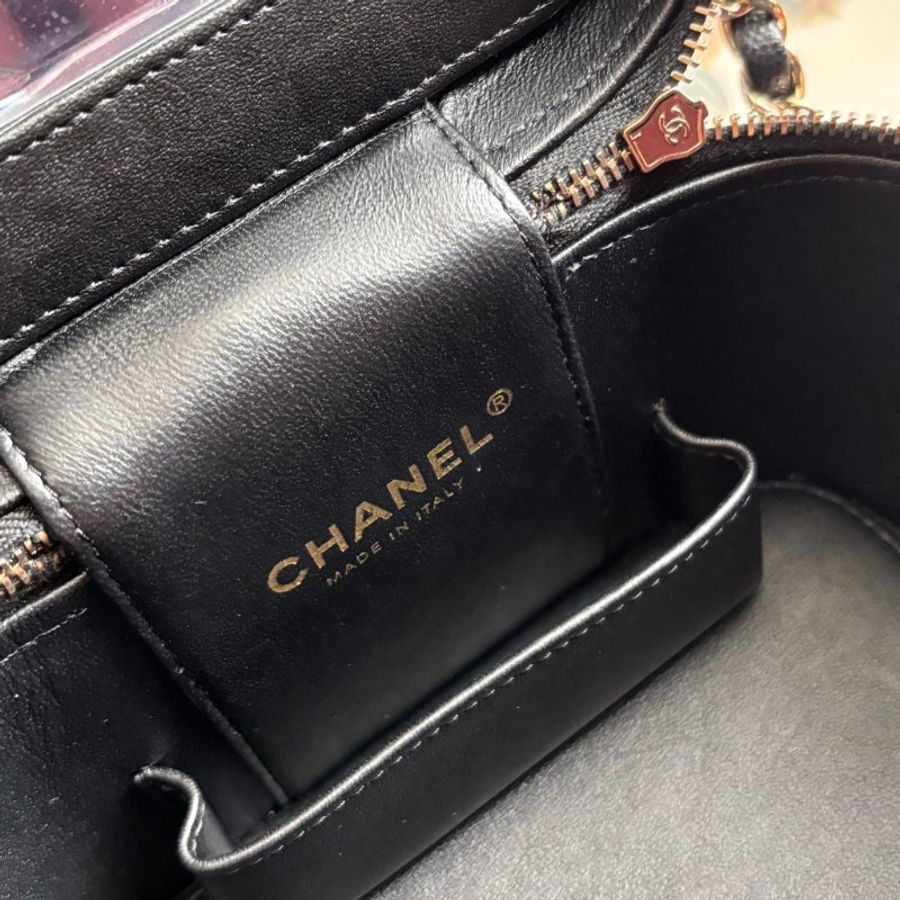 ::CHANEL:: AS3171 香奈兒經典雙C LOGO菱格紋小牛皮化妝/兩用包(黑色)-13