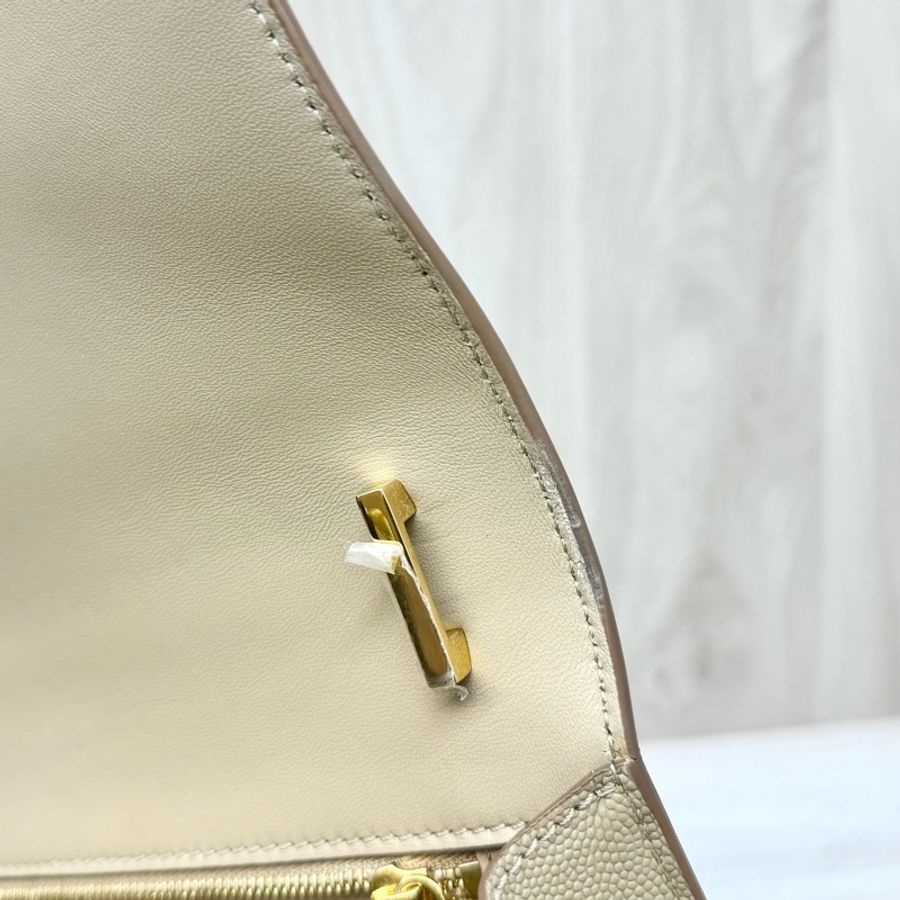 BURBERRY奶茶色粒面牛皮TB金釦雙層風琴包8020641-13