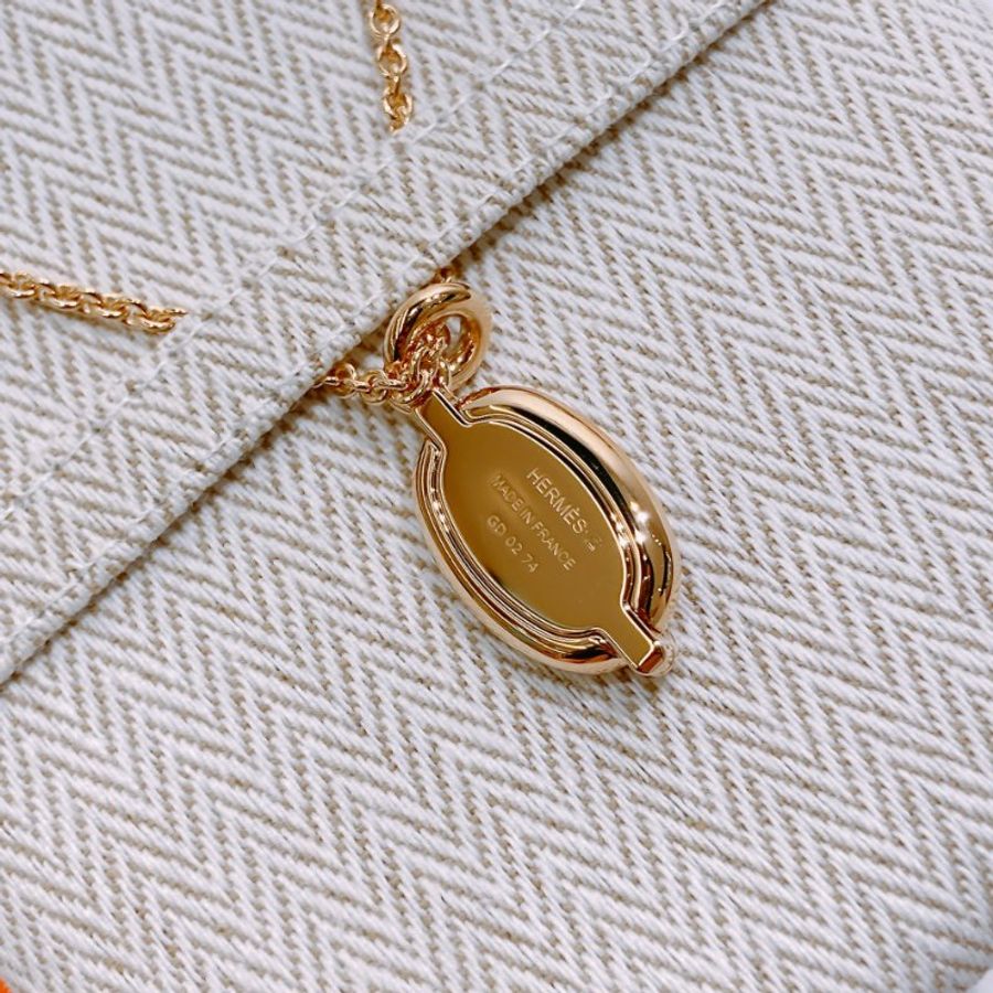 TW4661 Hermes 愛馬仕 豬鼻項鍊 可調節長度 Mini Maillon Pendant Necklace Cream x GHW-5