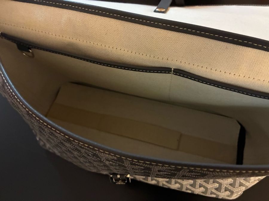 Goyard Capetien MM Messenger Bag-2