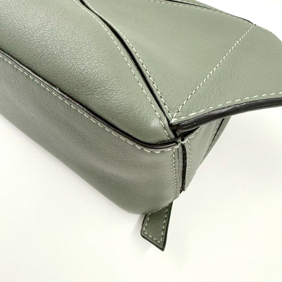 LOEWE - 鼠尾草綠Mini Puzzle Edge 腰包-8