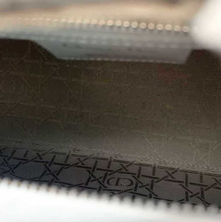 二手Dior五格灰色羊皮銀扣戴妃包,邊角輕微磨損,內里有輕微髒,五金有輕微划痕-5