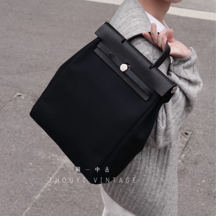 Hermes • Herbag 31 黑銀帆布雙肩包 附替換袋-0