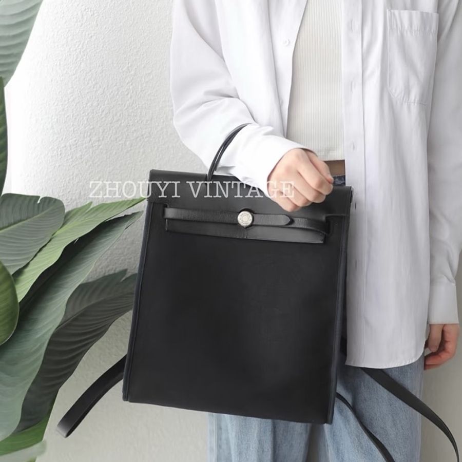 Hermes • Herbag 31 黑銀帆布雙肩包 附替換袋-1