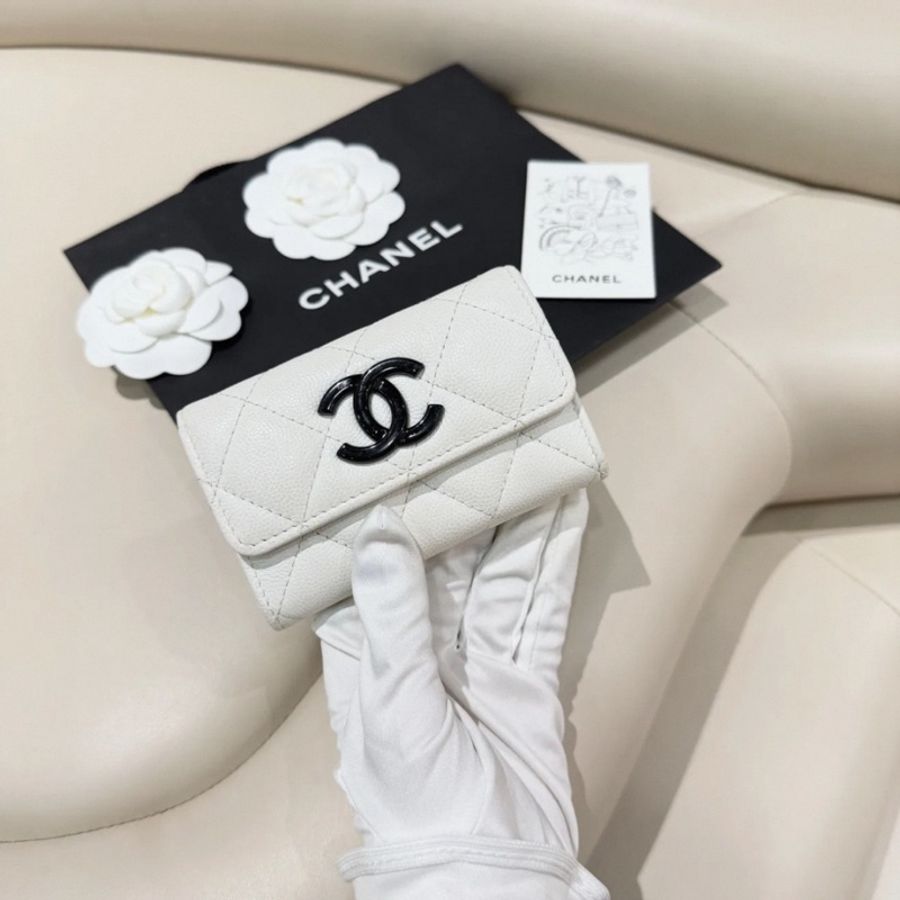 Chanel • 黑釦 荔枝牛皮翻蓋卡包-0