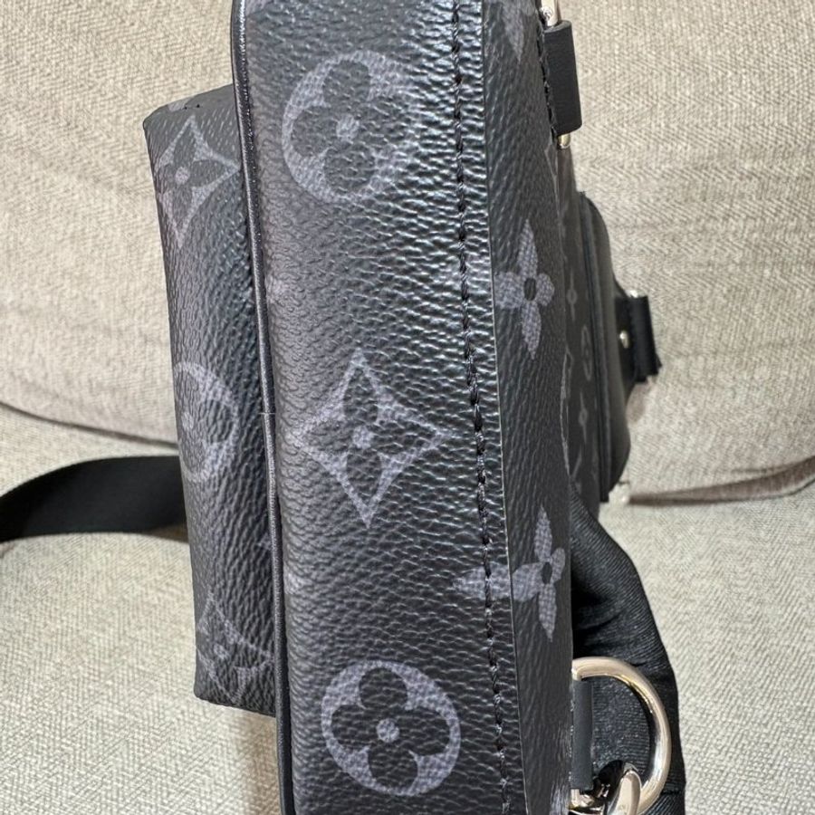 Louis Vuitton 黑花單肩包-6