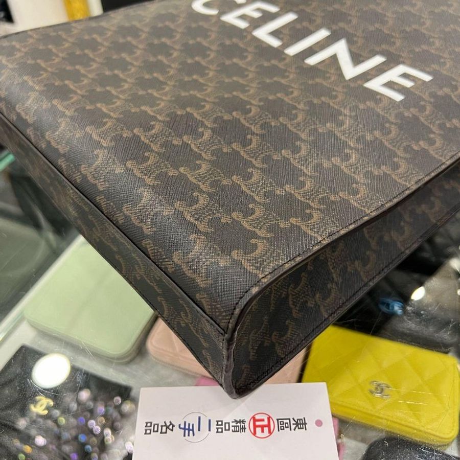 東區正精品㊣CELINE TRIANGLE CABAS 191542BZK04LU 近全新老花凱旋門白色字母直式琴譜包手提包斜背包 RZ5014-5