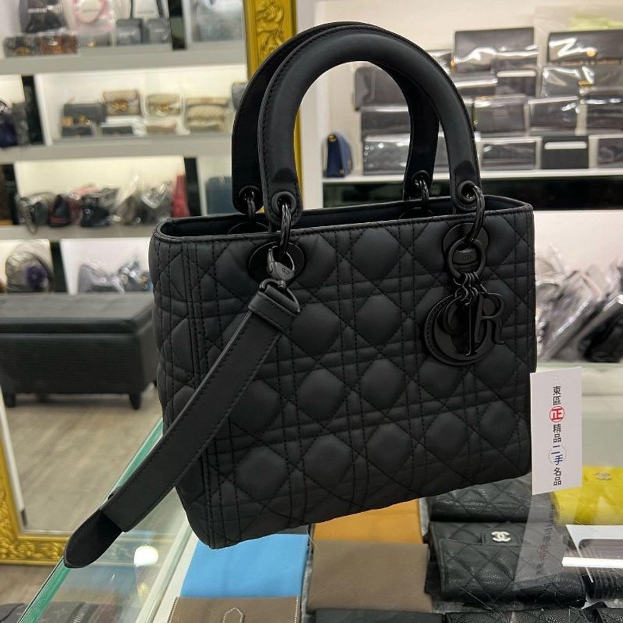 東區正精品㊣CHRISTIAN DIOR LADY 迪奧黑色全皮5格黑色吊飾黑釦拉鍊肩背包手提包黛妃包 RZ4990-2