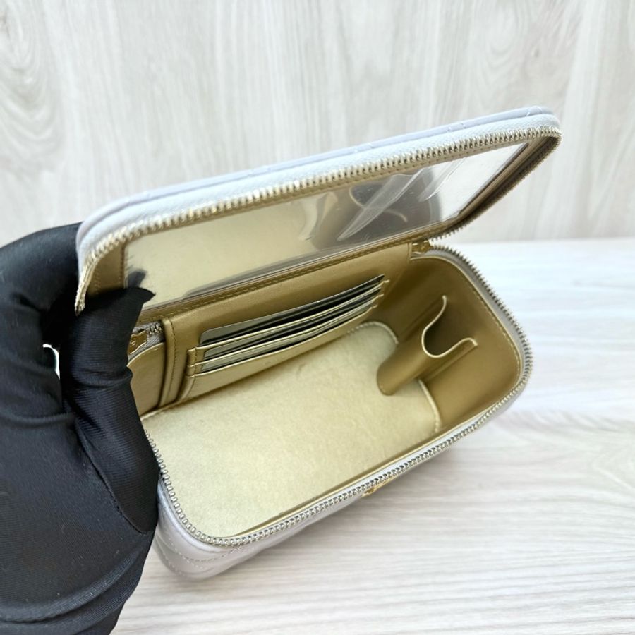 CHANEL灰色羊皮金球調節釦長盒子AP2303-6