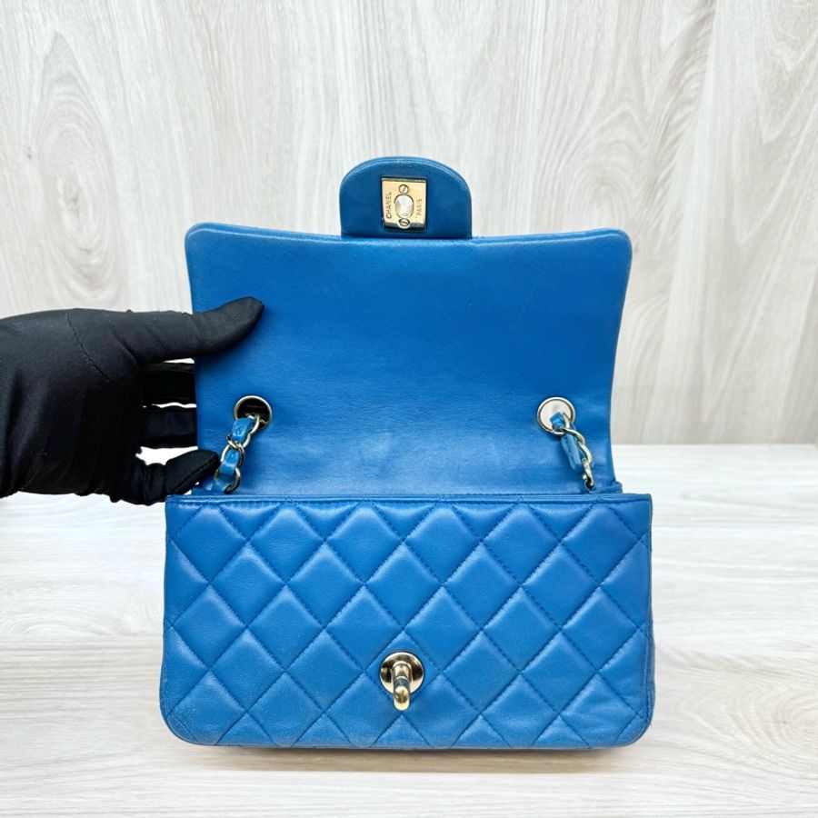 CHANEL藍色羊皮COCO20口蓋包A69900-2