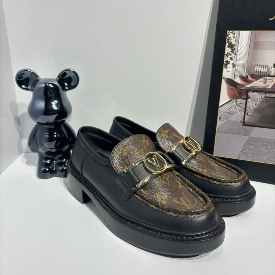 99新  LV 路易威登樂福厚底鞋  尺碼 37 無附件-1