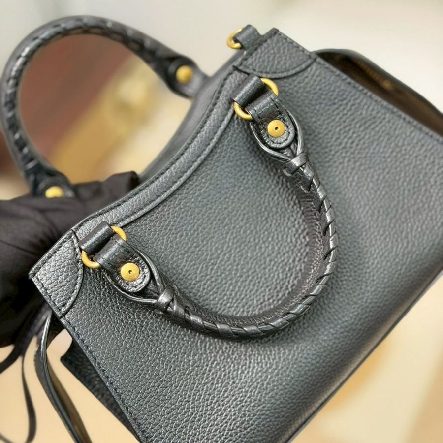 (絕版停產款)🏷Balenciaga 巴黎世家.Neo Classic Mini 機車包-18