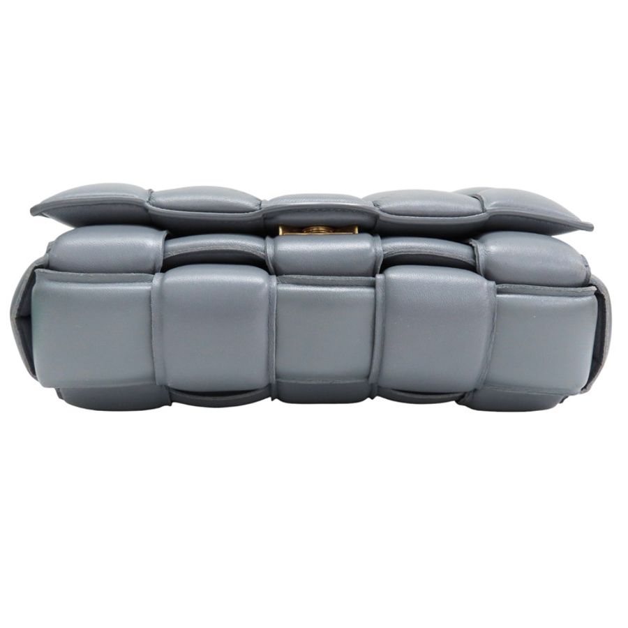 灰色 羊皮編織 Padded Cassette 枕頭包 肩背包【BOTTEGA VENETA BV 寶緹嘉】 717506-3