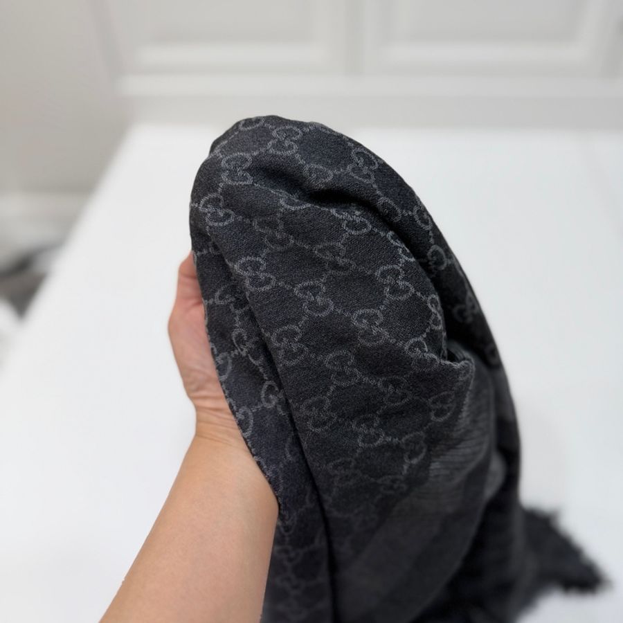 GUCCI 經典 GG 緹花 羊毛 蠶絲 混絲 直紋 雙色 流蘇 披肩 披巾 圍巾-19