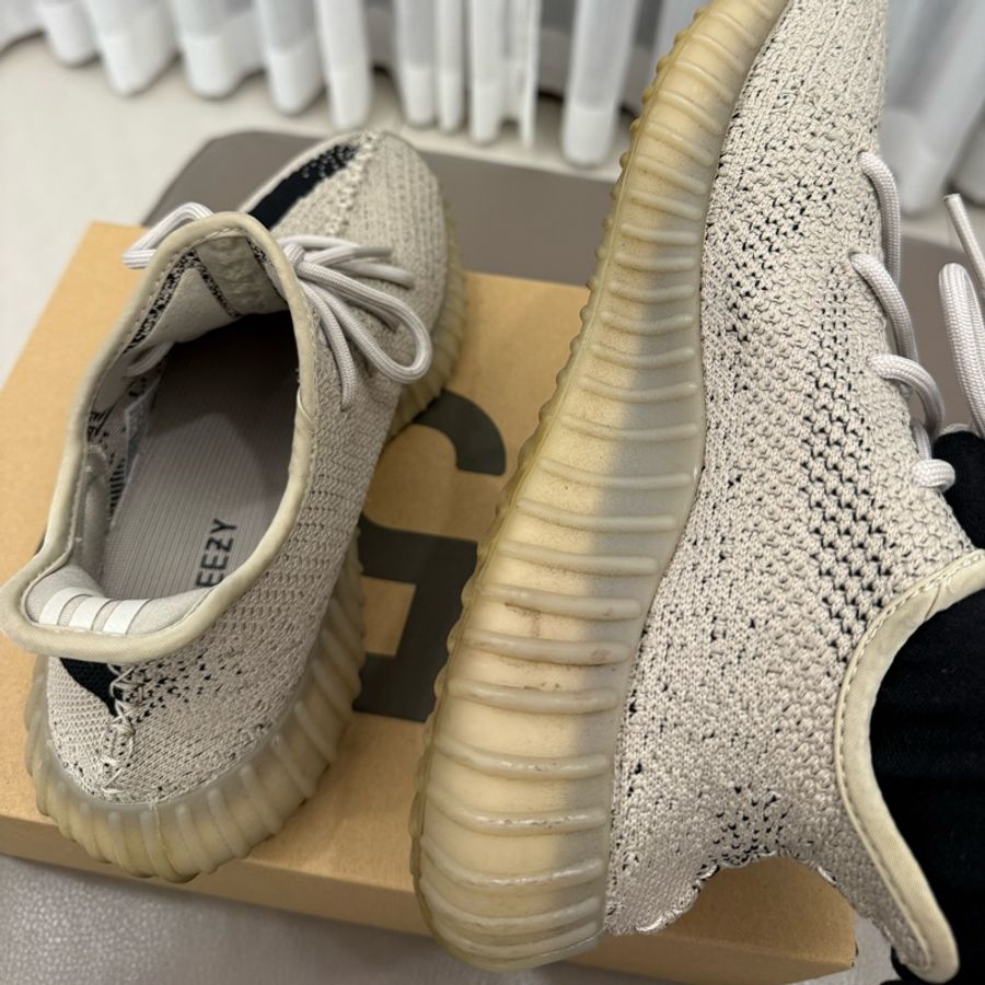 Adidas Yeezy Boost 350 V2 Oreo 色 休閒鞋 稀有-13