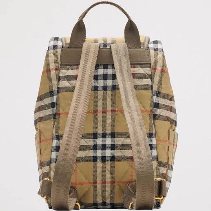 Burberry horseshoe backpack 💕💕原價$13500 *8115396*-1