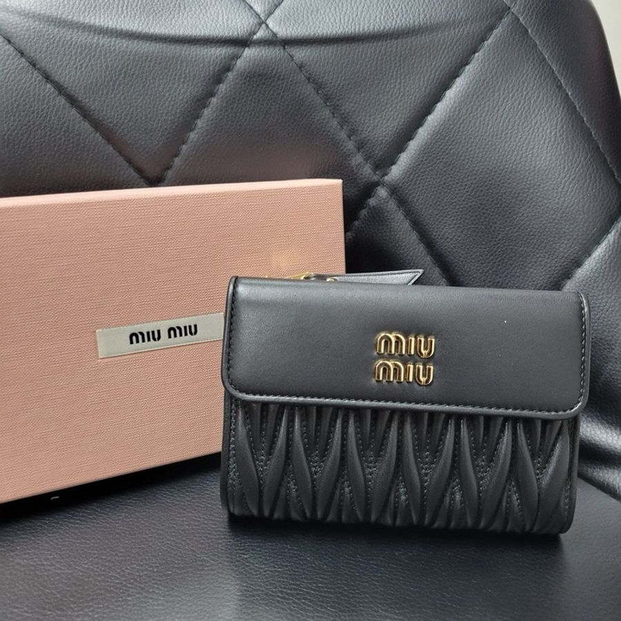 Miu Miu (5ML225) 錢包 好價💰-4
