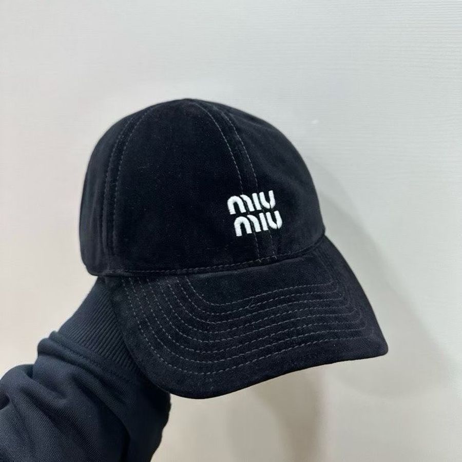 Miu Miu (5HC369) 黑色 棒球帽#S M L 好價💰-0