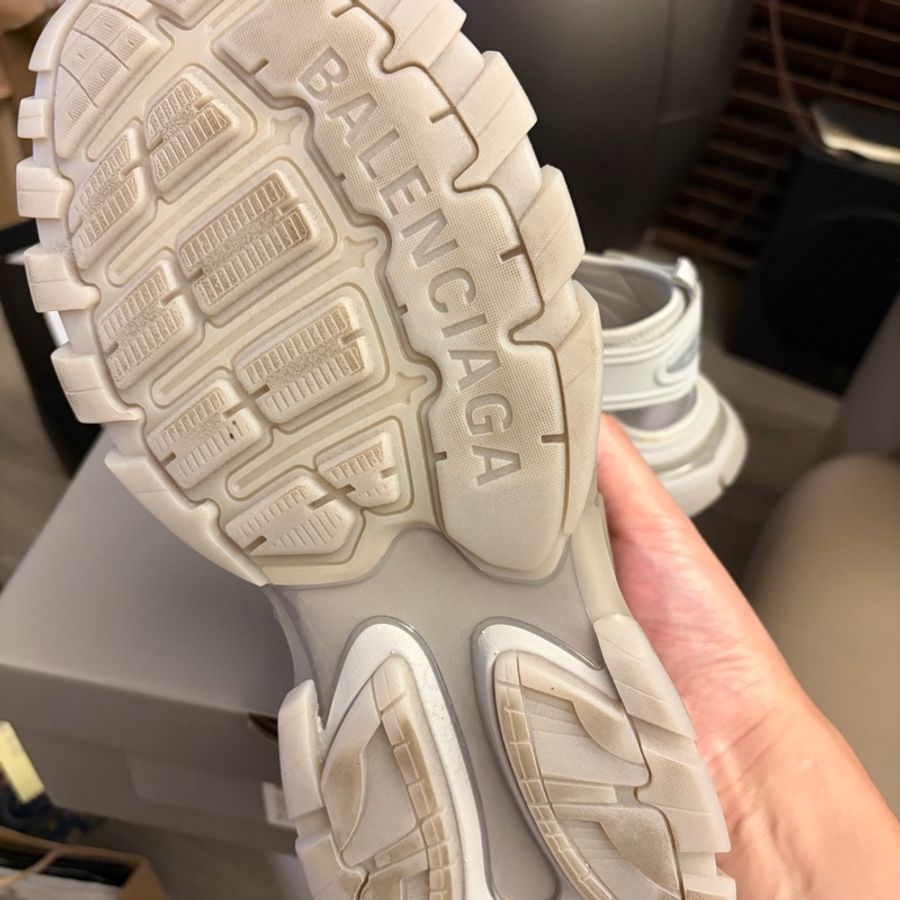 ｛限時清衣櫥啦！｝Balenciaga 巴黎世家 頂級涼鞋 46號黃金尺寸-5