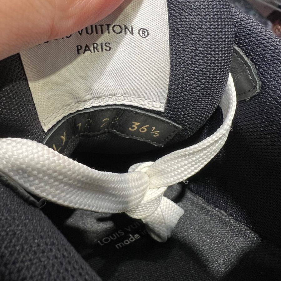 Lv trainer 黑白魔術貼Eu36.5-11