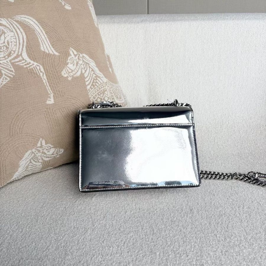 YSL Sunset銀色鏡面日落包小號18*13*8 98新配件塵袋-6