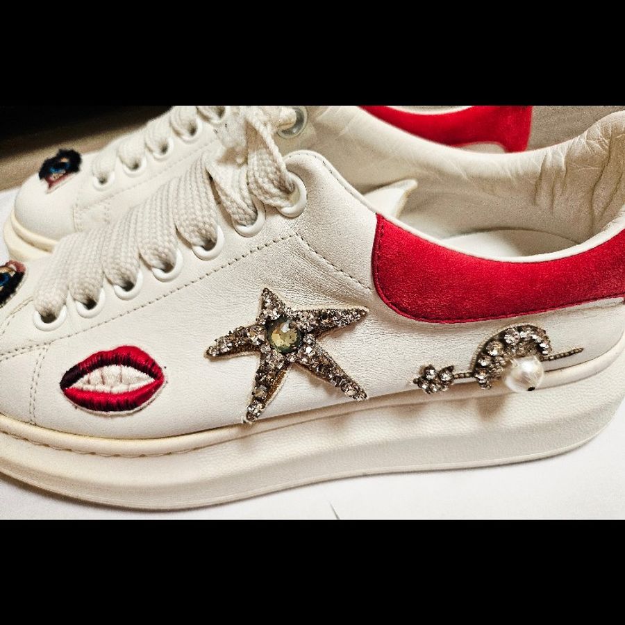 Alexander McQueen 限量精緻刺繡工藝厚底白鞋 💖-14
