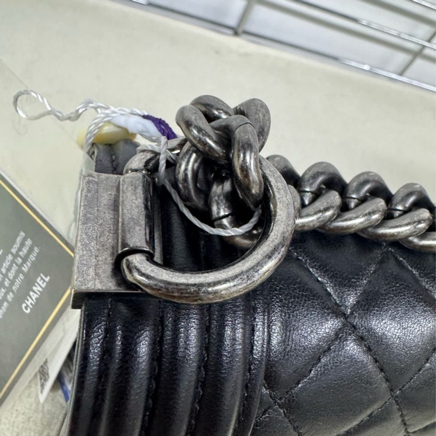 Chanel 小號黑銀Leboy羊皮菱格紋單肩包-5