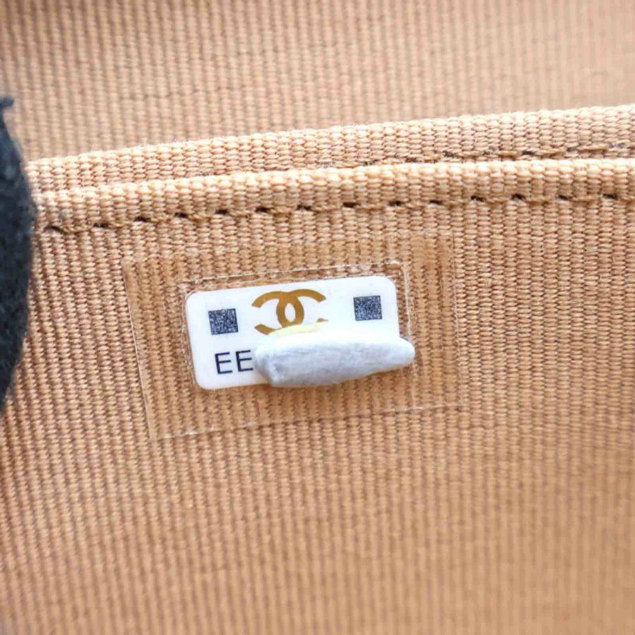 棕色 菱格紋 牛皮 19 Zip Coin Purse 拉鍊 零錢包【CHANEL 香奈兒】 AP0949-6