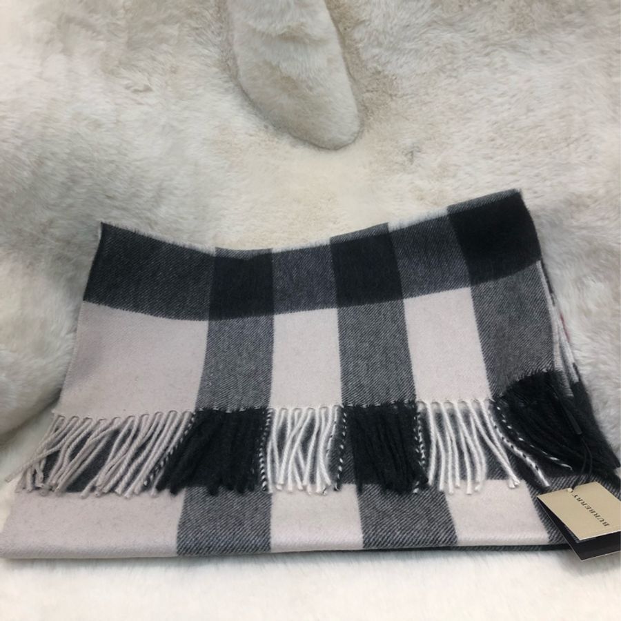 Burberry 米色格仔 100%Cashmere Scarf XC193-8