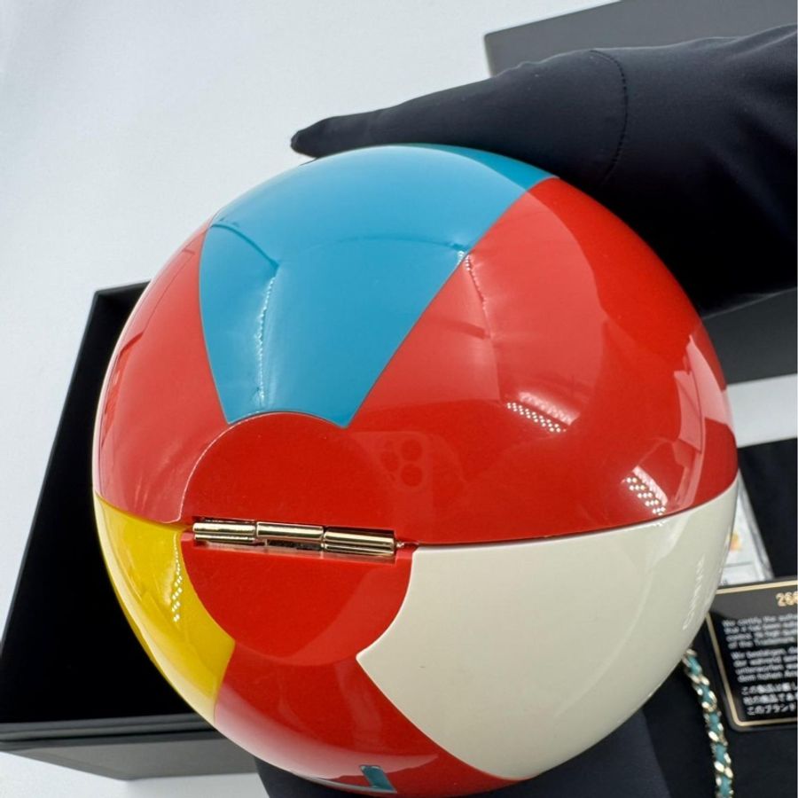 Chanel 19S Lucite Red Yellow Blue & White Beach Ball Bag with Gold Hardware-5